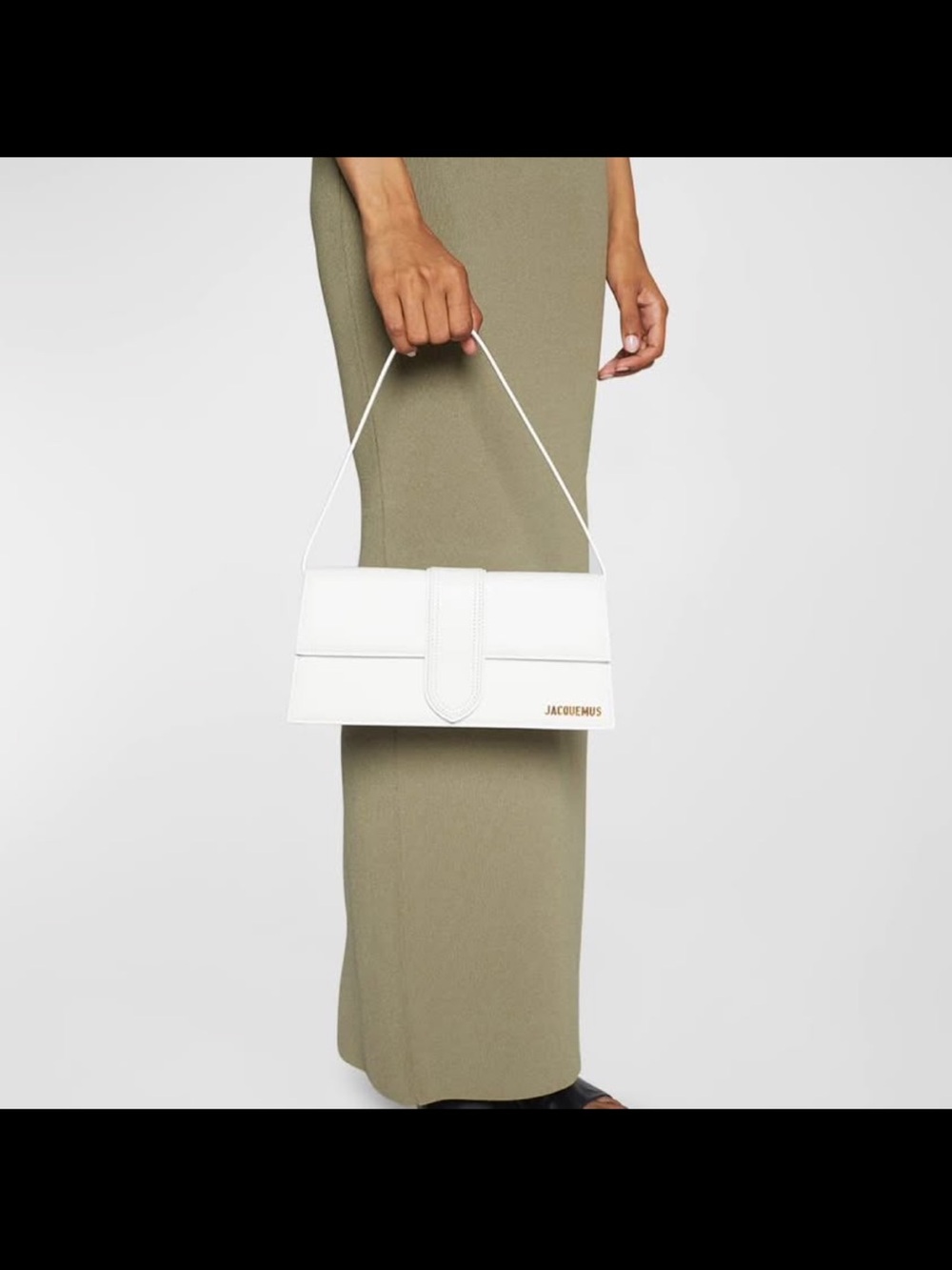 Jacquemus Cream Leather Shoulder Bag with Gold Logo - Picture 8 of 10